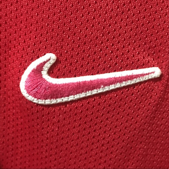 Nike shirt - Picture 2 of 6